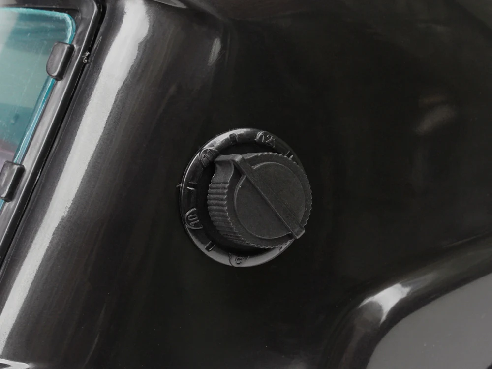 Solar Welding Helmet - Image 6
