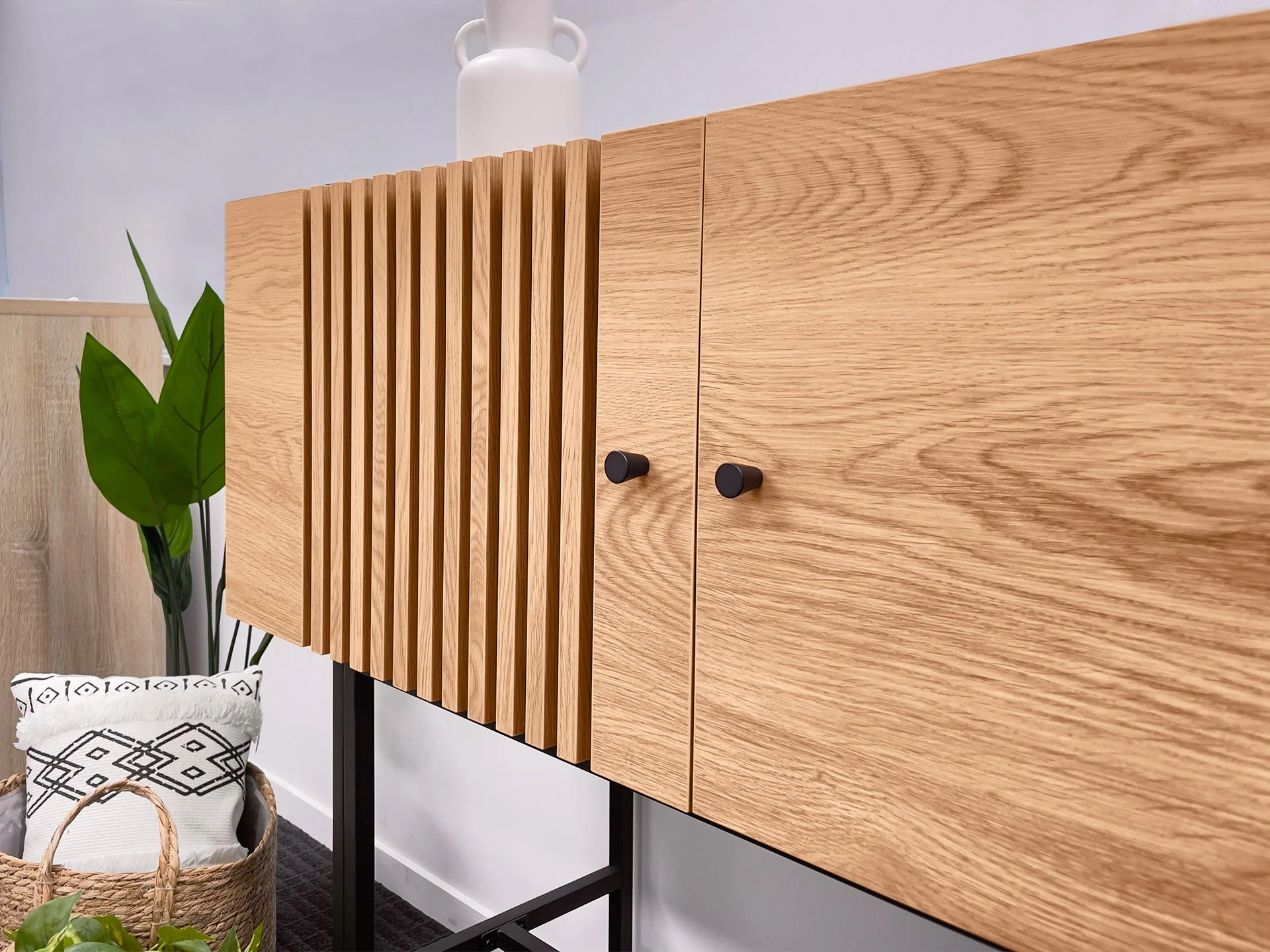 Tarkine 1.2m Wooden Buffet Sideboard - Oak - Image 6